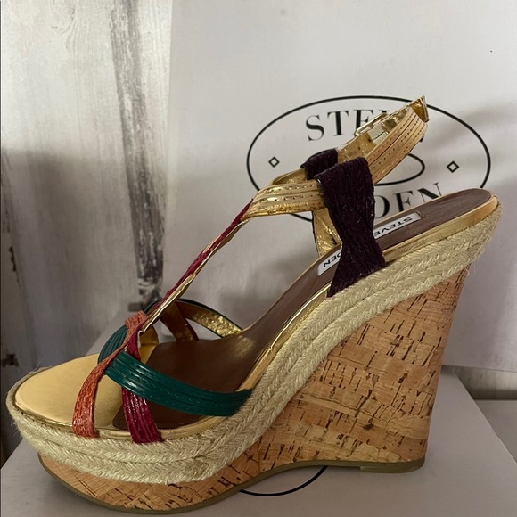 Steve Madden Wedges - Picture 4 of 4